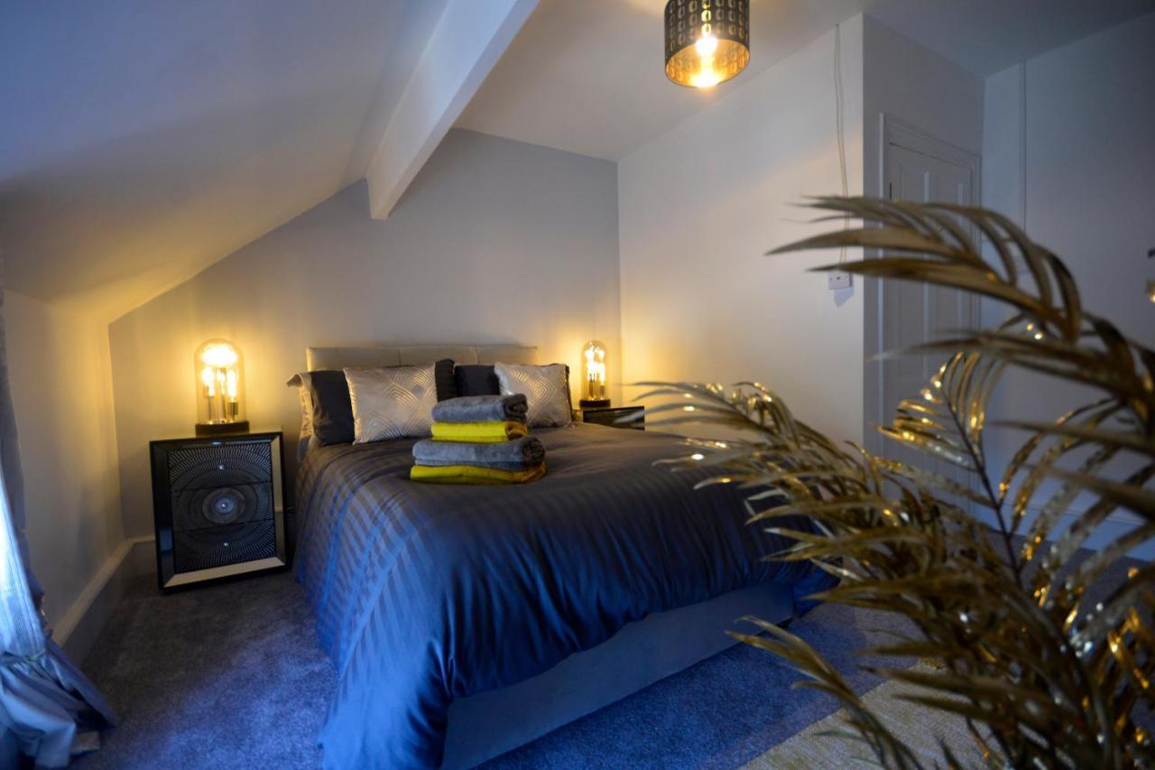 Heritage Holiday Accommodation Pembroke Dock Buitenkant foto